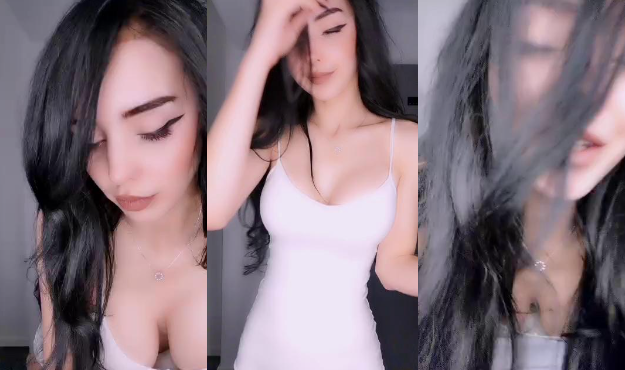 hermosa y muy provocativa es como se graba esta linda chica