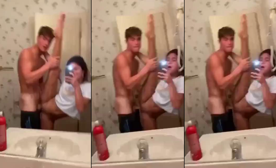 cogiendo en el baño y por pocos los cachan los padres de la chica