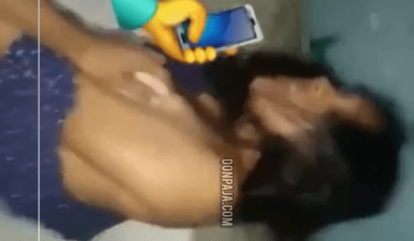 Jovencita resist铆a coger pero novio la convence y filma