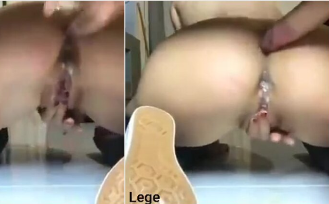 cogiendo por el culito a una linda jovencita mamona y se viene dentro de su culo xD