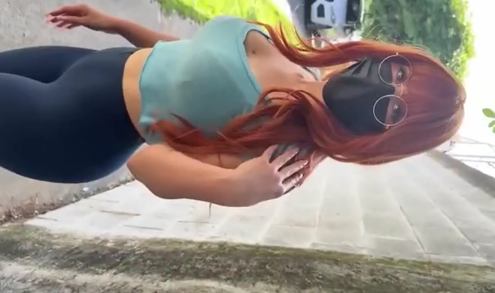 amor pero por que no quieres enseñar la cara…el video es solo para mi, le dice a la tremenda nalgona