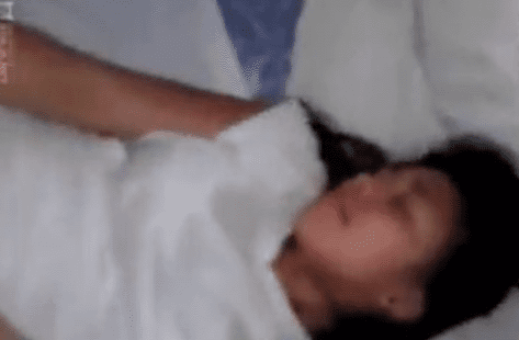 morrita borracha le pide al amigo que se la coja